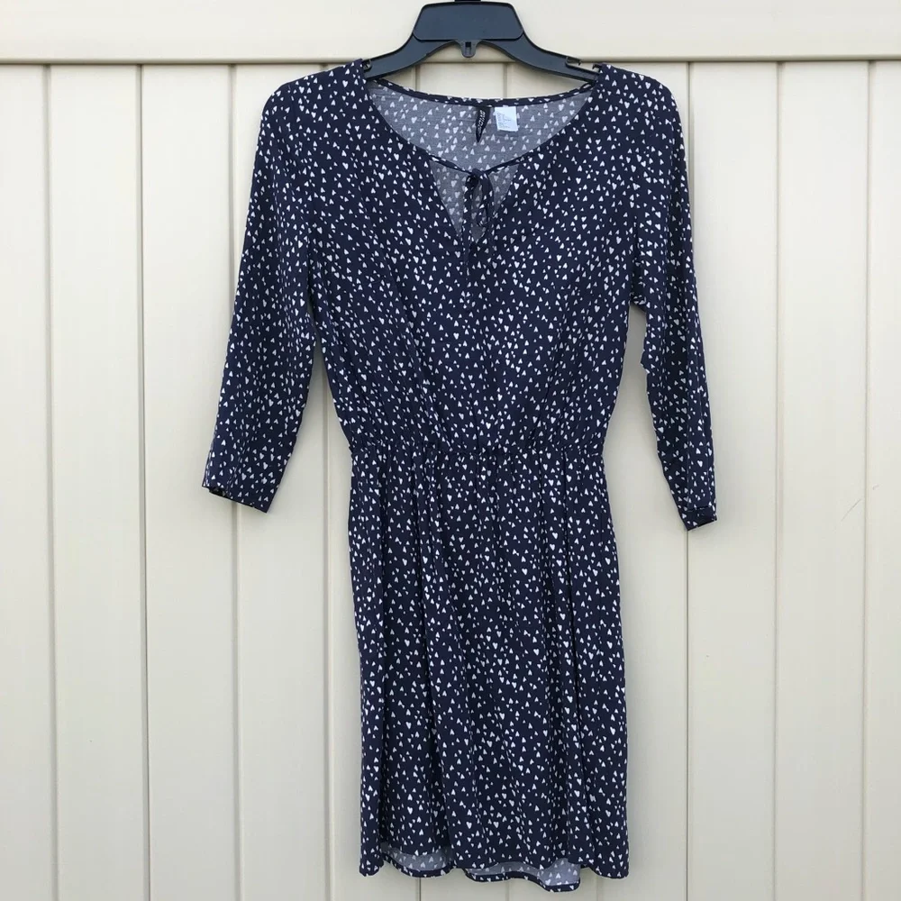 H&M Heart Pattern Dress - Picture 2 of 5